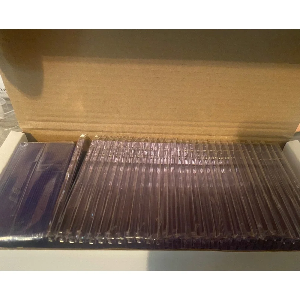 30 Pack Sleeved Card‎ Magnetic Holder with 30 Sleeves